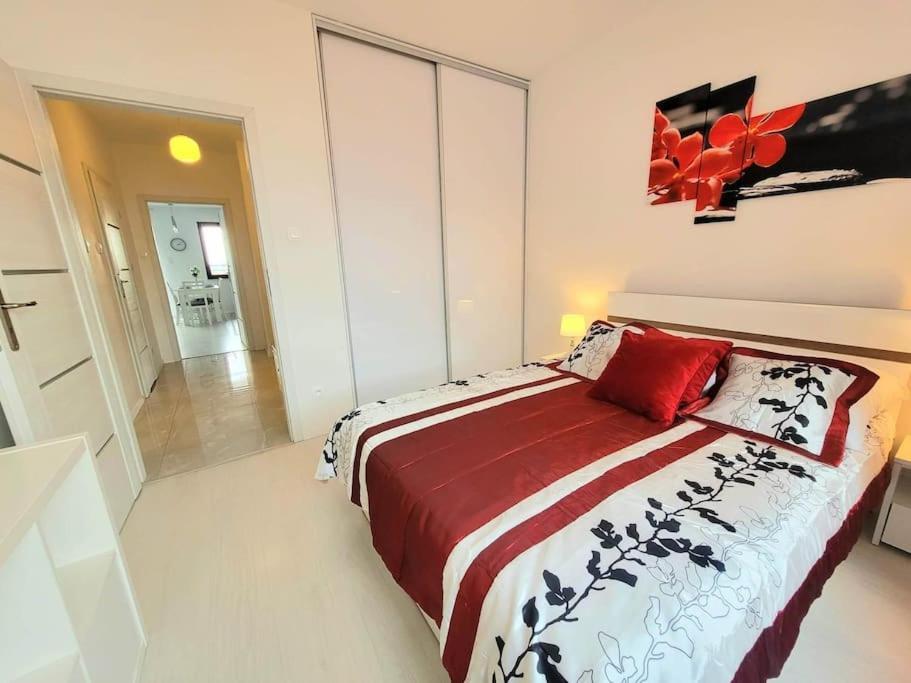 Apartment Sophie 3 Rooms, 2 Bathrooms, 8 Persons Krakow Luaran gambar
