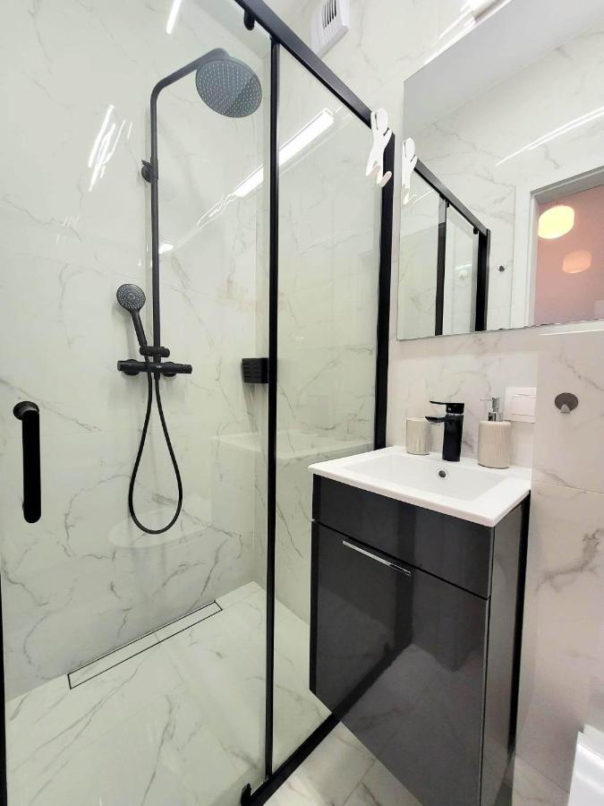 Apartment Sophie 3 Rooms, 2 Bathrooms, 8 Persons Krakow Luaran gambar