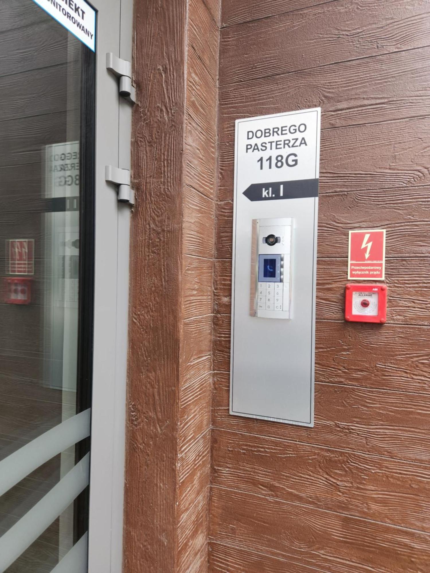 Apartment Sophie 3 Rooms, 2 Bathrooms, 8 Persons Krakow Luaran gambar